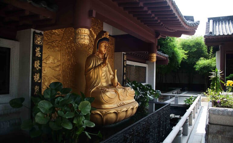 tang villa shah alam